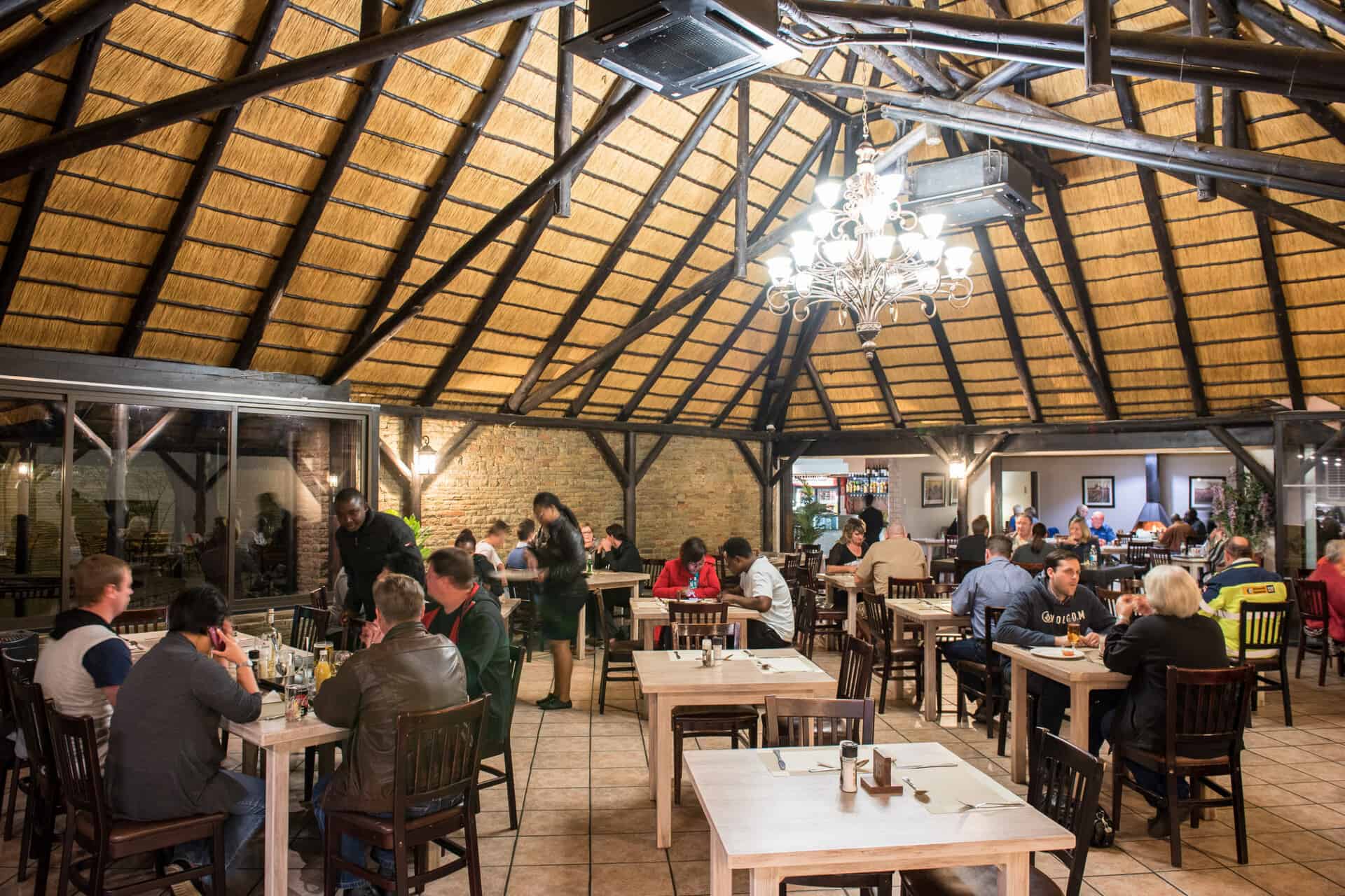 Arebbusch Travel Lodge Restaurant & Pizzeria