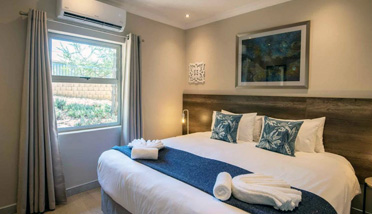 Queen & Twin or Two Twins | Self-Catering Chalet | Affordable Self-Catering Accommodation In Windhoek | Arebbusch Travel Lodge