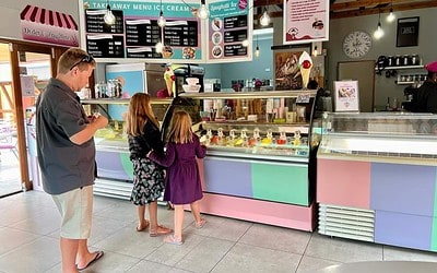5 Reasons to Try Ice & Spice Café in Swakopmund