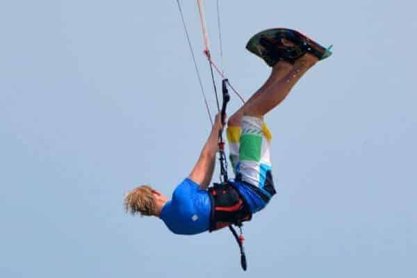 Kitesurfing-600×400-1